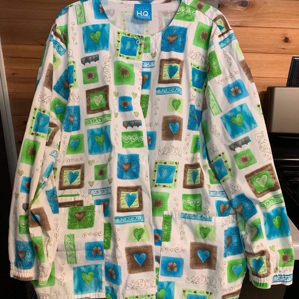 Scrub jacket
